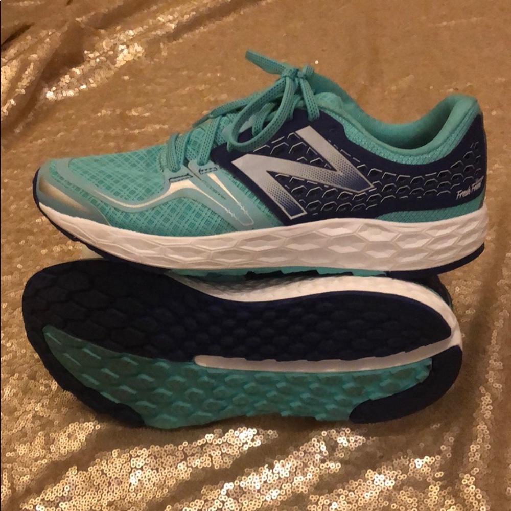New Balance Women’s Fresh Foam Vongo - Size 9